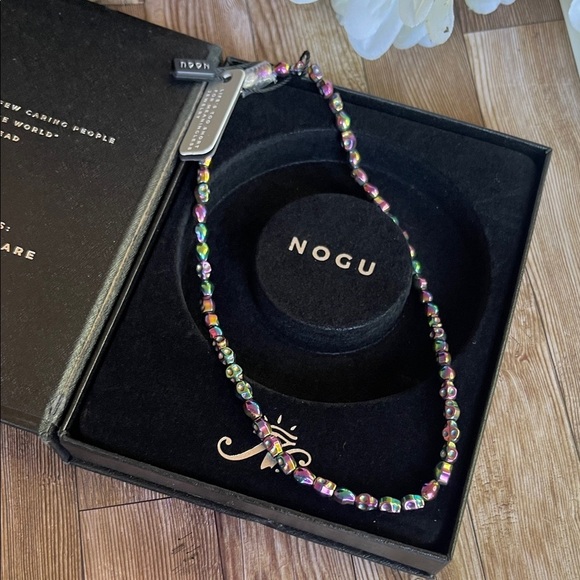 Iridescent Beaded Necklace - Picture 3 of 6